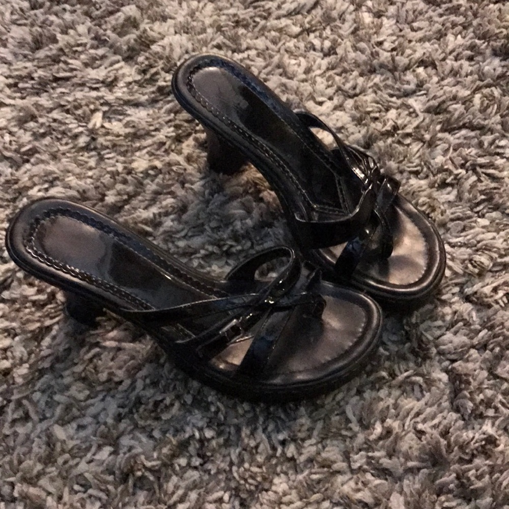 Black dress sandals
